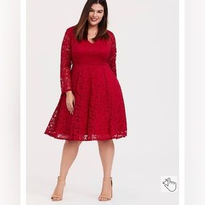 ♥️Torrid beautiful red lace dress size 2 in Torrid 18-20 womens